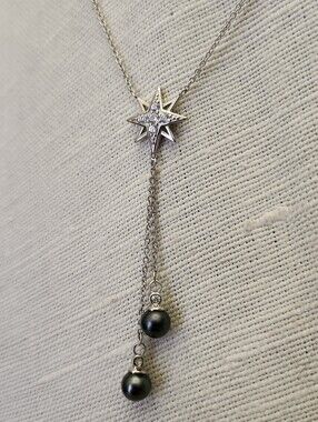 Vantel Pearls Sterling Silver Star Lariat Necklace with Black Pearl Drops